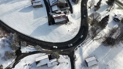 Winding mountain road in winter 스톡 동영상 329506297