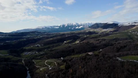 Winding road through the mountains. Stock Footage 168501388