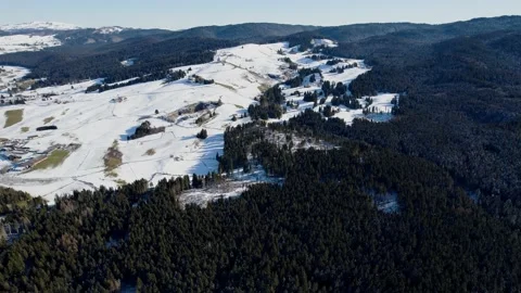 Winding road through the mountains. Stock Footage 168501618