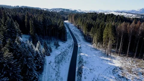 Winding road through the mountains. Stock Footage 168501699