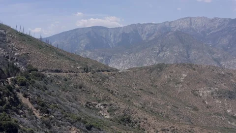Winding Road Through Sequoia National Forest Drone View California 库存影片 335318451