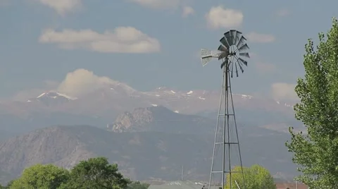 Windmill and Mountains 動画素材 40630749