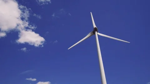 Windmill with clouds Видео 91533581