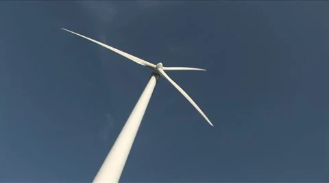 Windmill coming to a stop Video stock 5700999