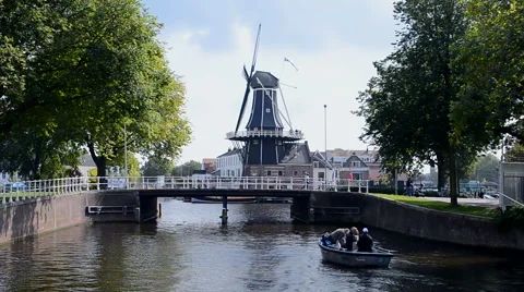 Windmill De Adriaan and bridge in Haarlem, Netherlands. Видео 41829081