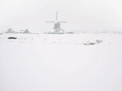 Windmill in Dutch landscape Fotos de archivo