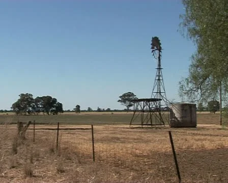 Windmill on a farm in Australia Stock-Footage 21506688