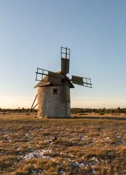 Windmill in Field Foto stock