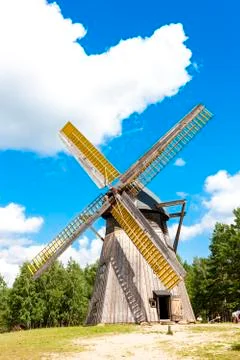 Windmill, Kaszubski ethnographic park in Wdzydzki Park Krajobrazowy, Pomerani Stock Photos