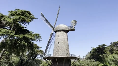 Windmill in San Francisco 4k 스톡 동영상 238696069