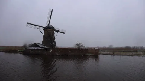 風車雪景  Windmill snow scene Stock Footage 147924486