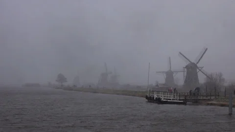 風車雪景  Windmill snow scene 動画素材 147924662