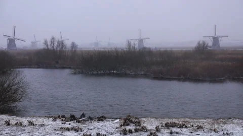 風車雪景  Windmill snow scene 動画素材 147925197