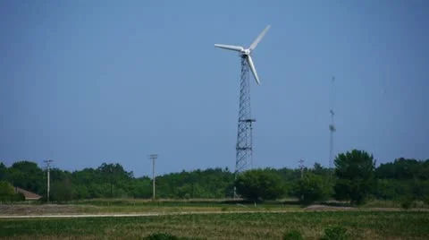 Windmill in a Wisconsin Field Video stock 11229055