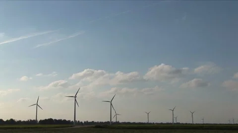 Windmills on a low horizon Video stock 5700911