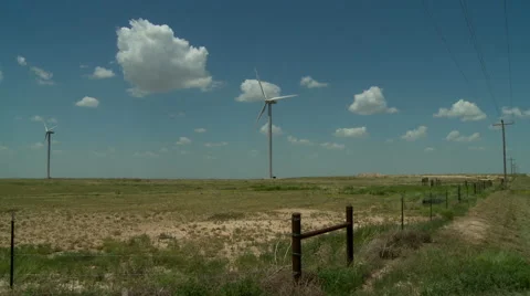 Windmills in the Oklahoma panhandle 7 Video stock 40449353