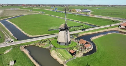 Windmills in the Polder, typical dutch sight. Dutch historic culture 스톡 동영상 238859613