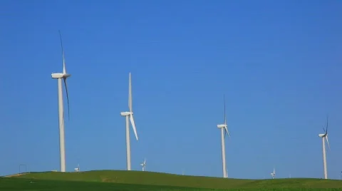 Windmills from side.mpg Stockbeeldmateriaal 865429