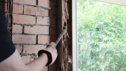 Window being held up by hopes and prayers after termite infestation destroys Stockbeeldmateriaal 333289924