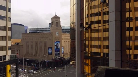 Window cleaner in Auckland Stock Footage 80399666