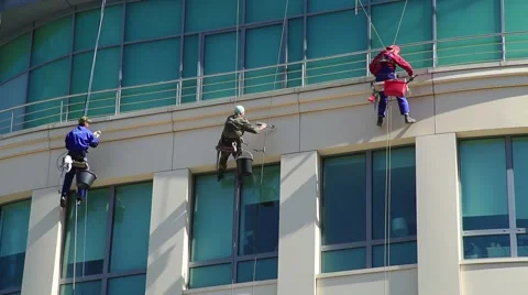 The window cleaner at an office building Video stock 52964847