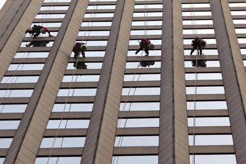 Window cleaner at work Fotos de archivo