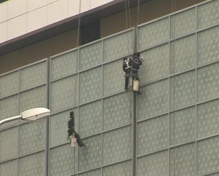 Window cleaners in beijing Stock Footage 337522