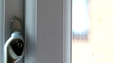 WINDOW LOCK PAN TO RAIN 動画素材 37528845