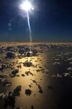 Window seat, a flight in the sunset Stock-Fotos