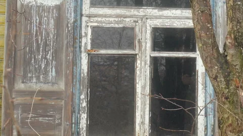 Window shutters, opened, closed, people in window Video stock 59872102