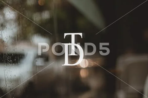 Window sign sticker logo mockup PSD Template