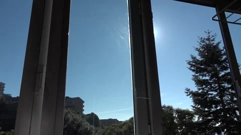 Window sky sun Stockbeeldmateriaal 136306802