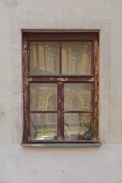 Window on stone wall. Foto stock
