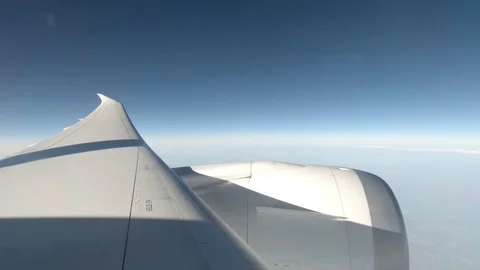 Window View from Airplane Stockbeeldmateriaal 89778699