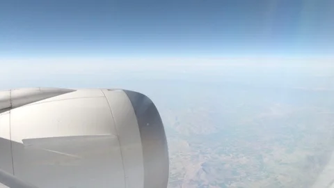 Window View from Airplane Видео 89779107