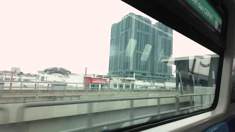 Window view from the RapidKL MRT train public transport when it moving. 動画素材 293048200