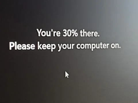 Windows 11 update message in Washington DC Stock Photos