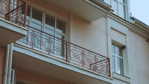 Windows of the house, plastic windows, windows outside the house 库存影片 330201115