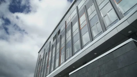 Windows of an office building Видео 91325493