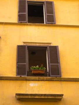 Windows Open in Rome	 Stock-Fotos