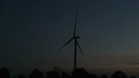 Windrad bei nacht Stockbeeldmateriaal 219512374