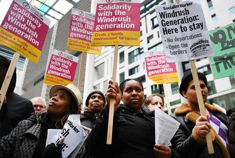 Windrush generation solidarity protest outside Home Office in London, United Kin Foto stock