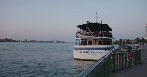 WINDSOR, ONTARIO, CANADA - MAY 30 2023: Windsor waterfront during sunset. Stock Footage 250495124