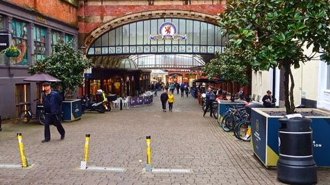 Windsor Royal Shopping Centre Stock Footage 118378529
