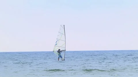 Windsurfing fun Stockbeeldmateriaal 7737708