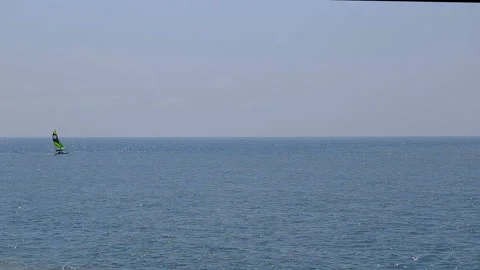 Windsurfing in the open sea Vídeos de archivo 89069364