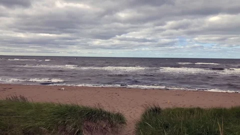 Windy Overcast Beach 動画素材 125024871