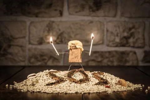 Wine cork figures, concept stranded man Foto stock