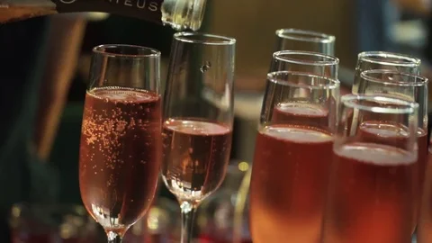 Wine by the glass 動画素材 85334163