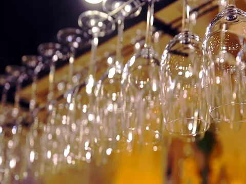Wine glasses over the bar 動画素材 85234122